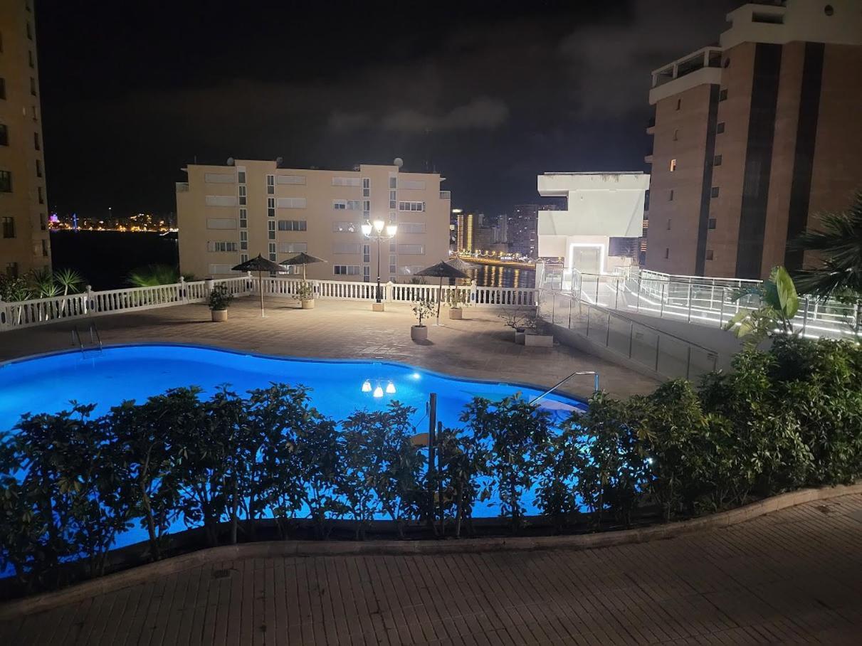 Trinisol II Private Apartments With Sea View 베니돔 외부 사진