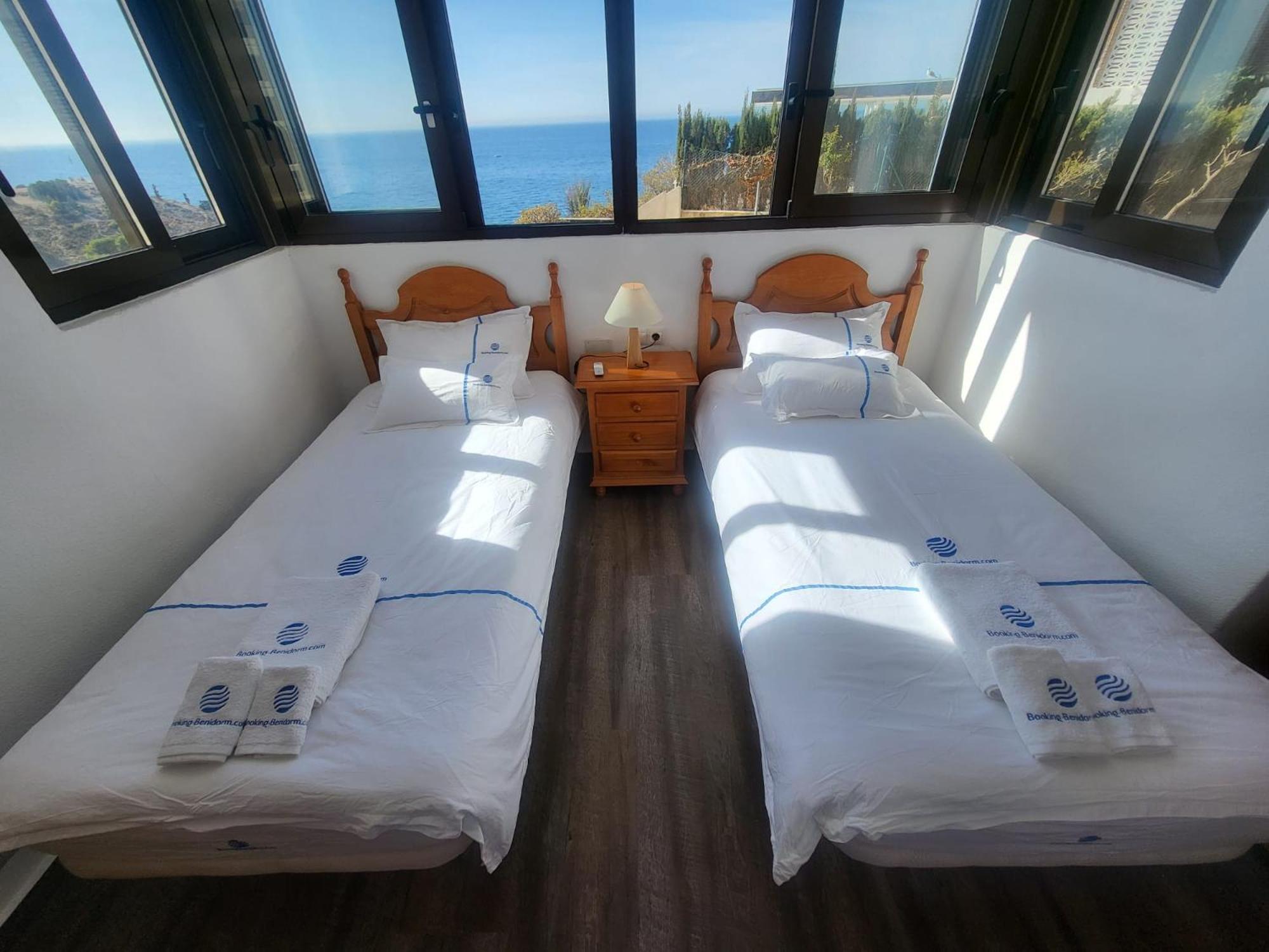 Trinisol II Private Apartments With Sea View 베니돔 외부 사진
