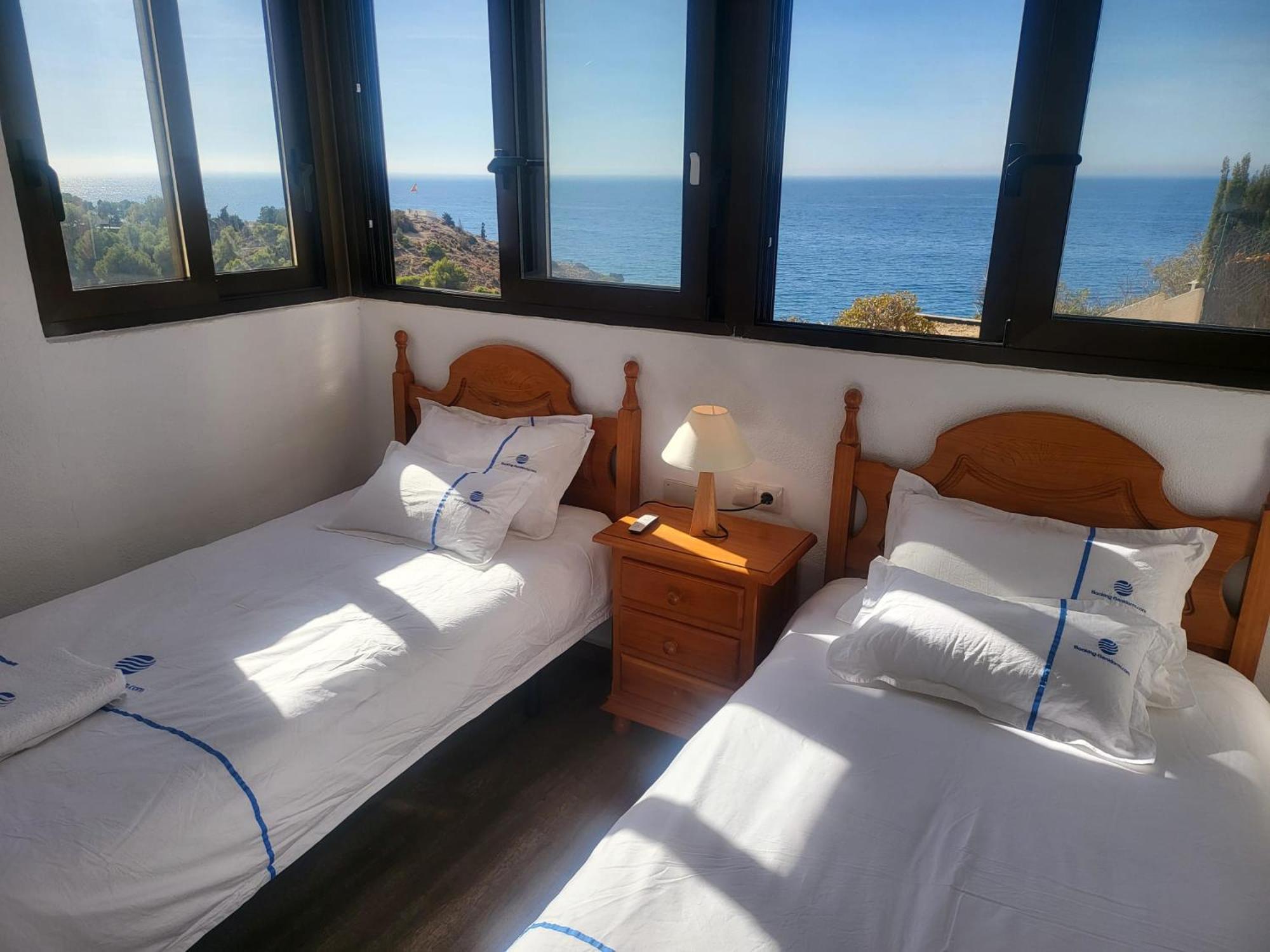 Trinisol II Private Apartments With Sea View 베니돔 외부 사진